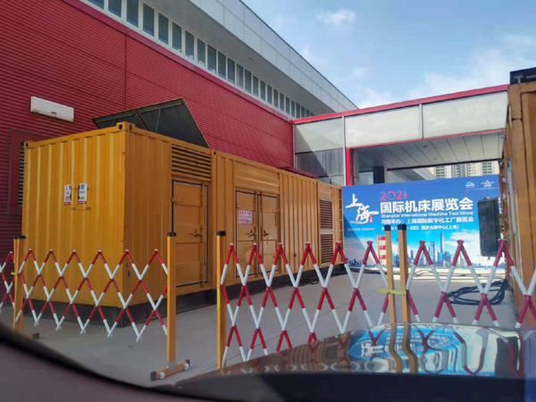 青川发电车出租-发电机无电压或电压太低怎么办？